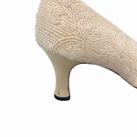 VINTAGE IVORY VALERIE STEVENS BEADED HEELS W/ BOX WEDDING FORMAL 8.5 - Picture 7 of 13